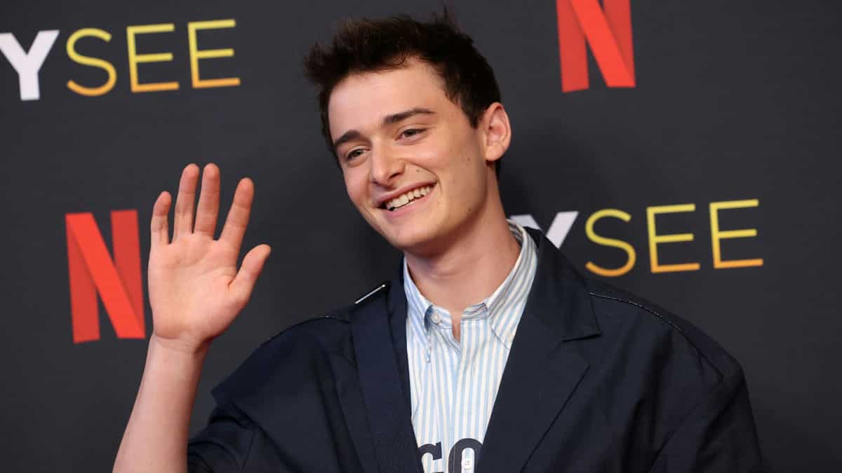 Noah Schnapp Net Worth, Age, Birthday, Height, Biography